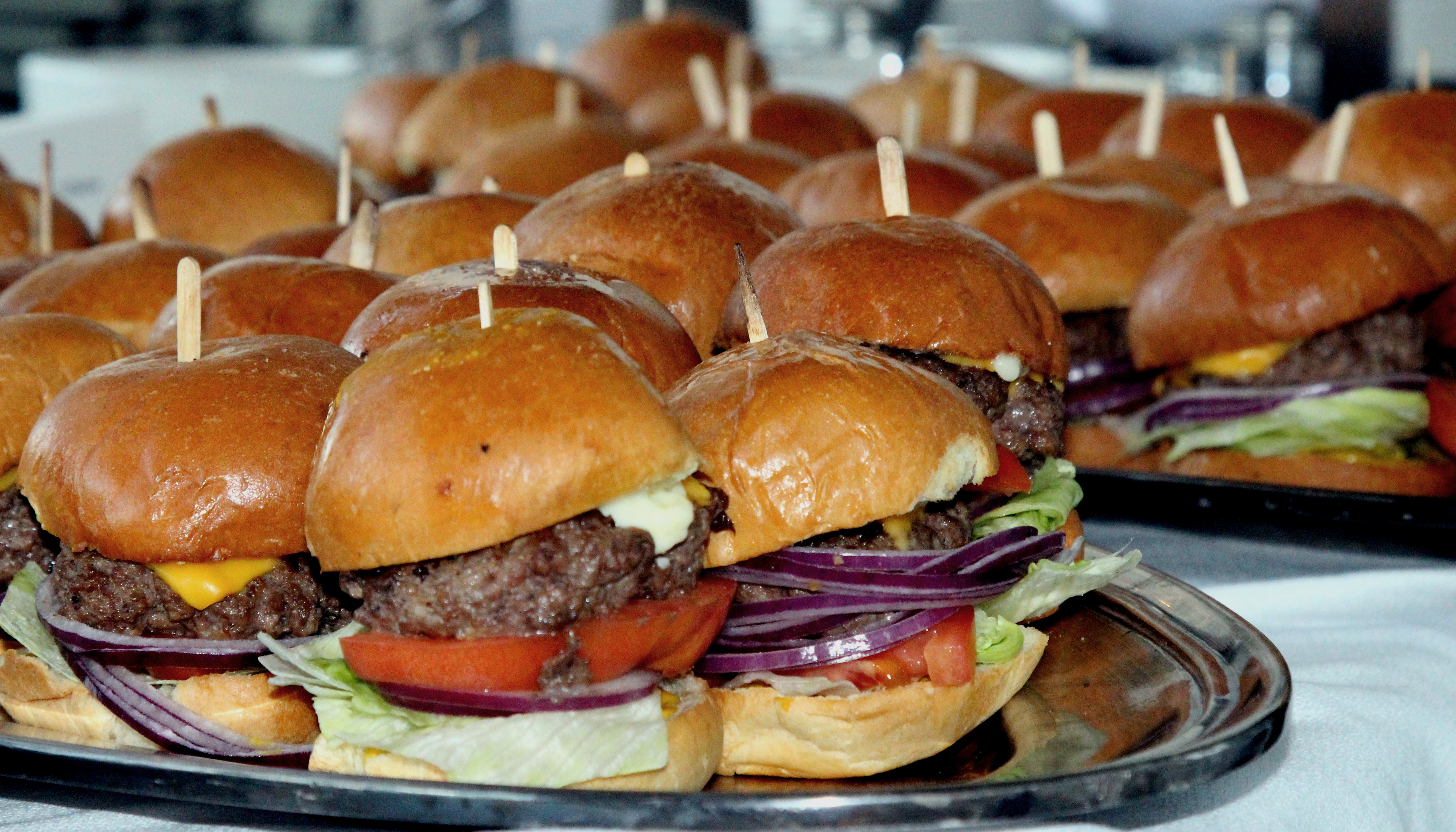 A_party_tray_of_sliders_at_a_restaurant